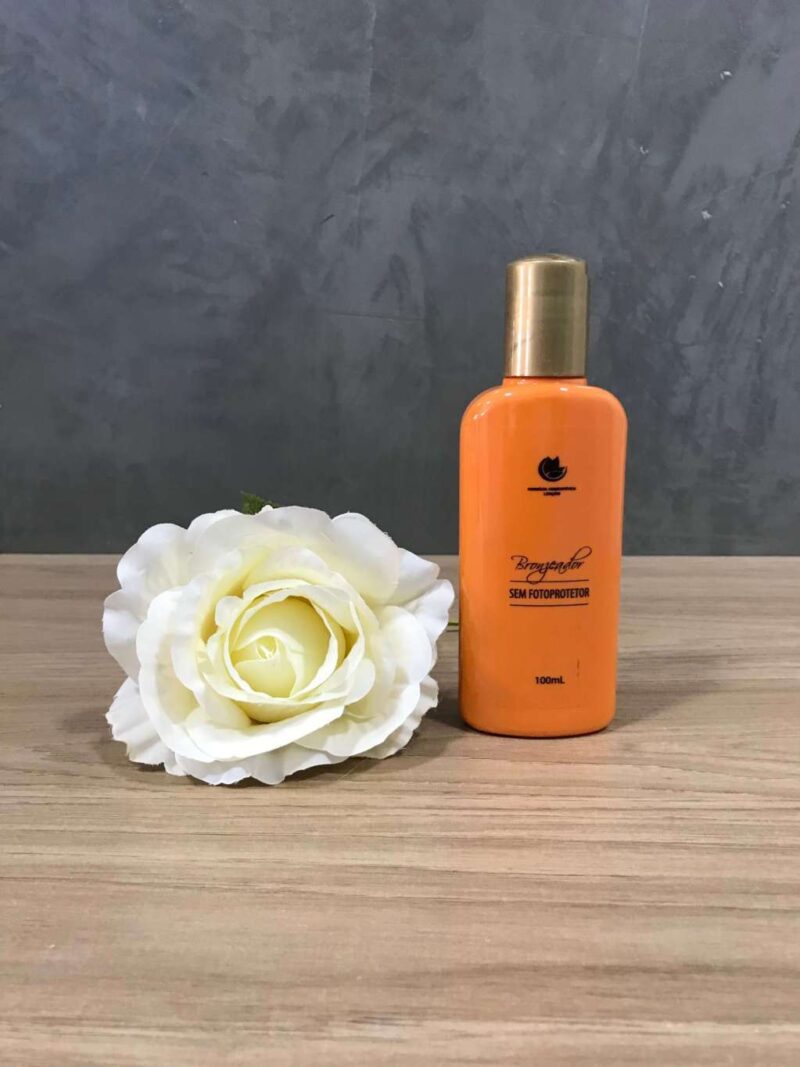 Bronzeador Urucum e Cenoura SEM Fotoprotetor 100ml